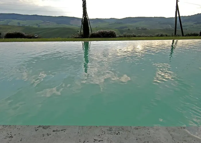 Podere Poggio Al Sole בית כפרי *